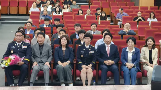 객석 앞줄